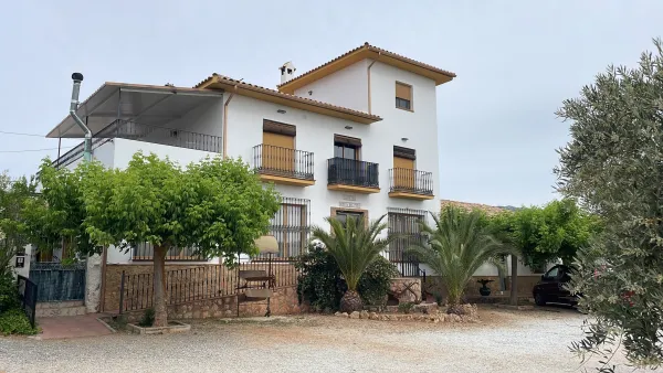 Apartamentos Rurales "Hacienda Sierra del Pozo"