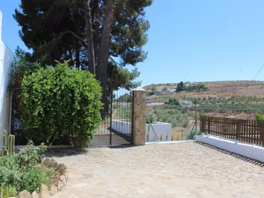 Casa Rural Cortijo La Almazara