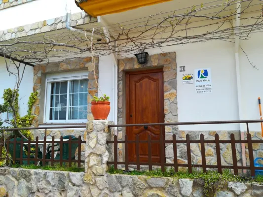 Casa Rural Arroyo Los Hubios