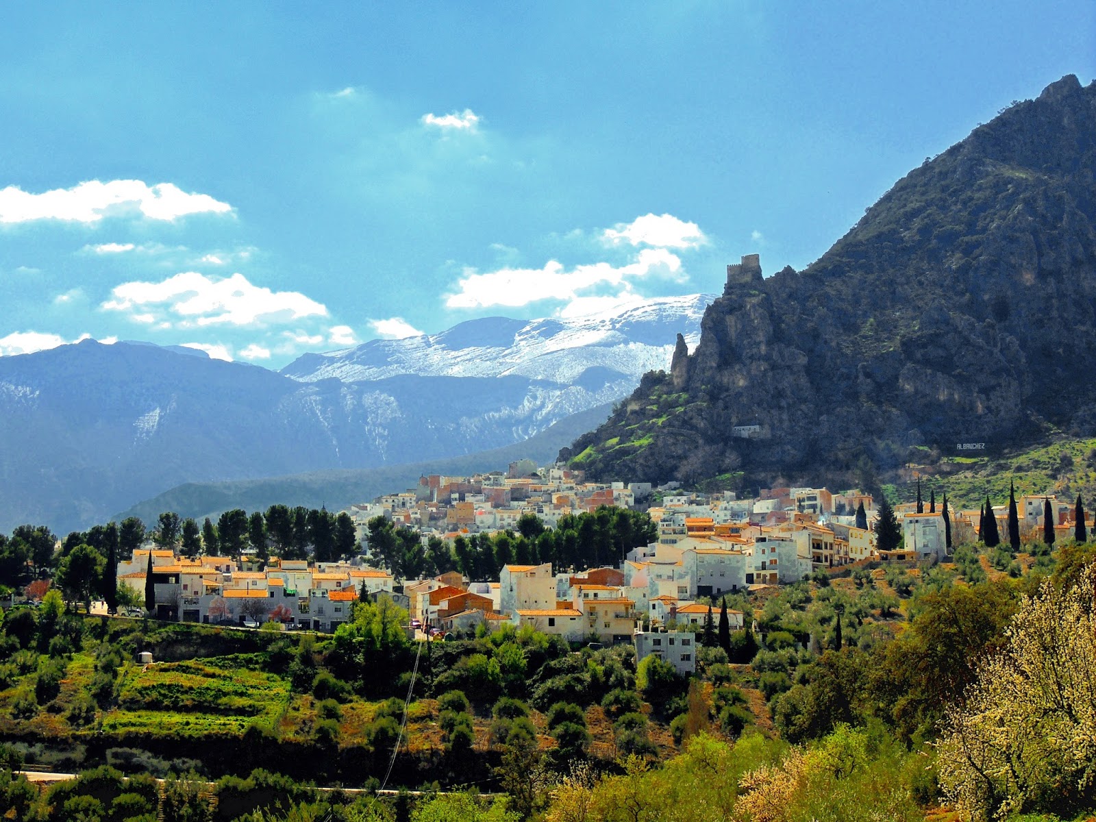 Albanchez de Mágina en el parque Natural de Sierra Mágina