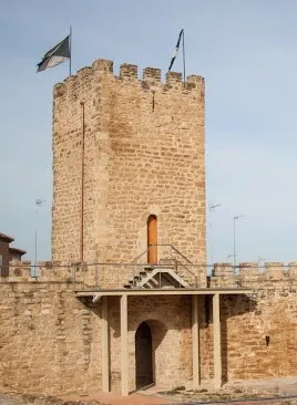 Castillo del Trovador Macías