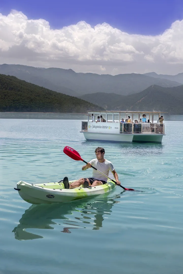 barco-solar-jpg
