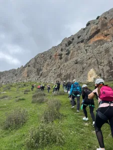 escalada grupo de personas