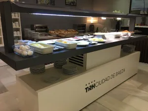 buffet-1-jpg