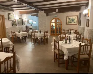 Restaurante%20Mirasierra-2.png
