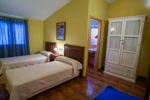CR66E.jpg