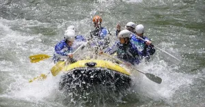 Arrancamos%20la%20semana...%20Rafting.jpg
