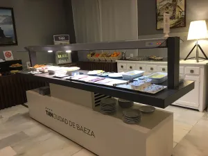 BUFFET-3baeza.jpg