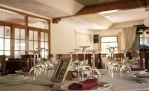 restaurante-puerto-magina.PNG