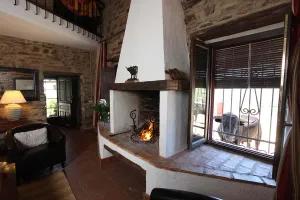 vilches-jaen-casa-habitaciones-galeria-14.jpg
